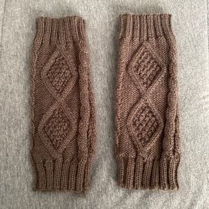 Women’s Fashion Knitted Fingerless Thermal Gloves